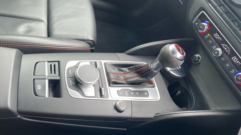 Audi RS3 2.5 TFSI RS 3 Quattro 5dr S Tronic Petrol Hatchback